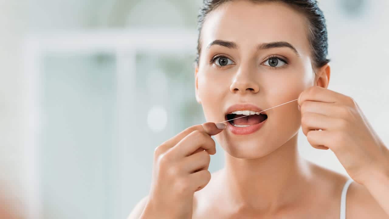 The Link Between Poor Flossing and Gum Disease Kingswood
